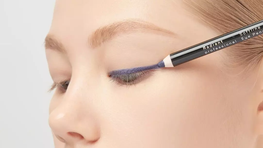 Карандаш для глаз Radiant Professional Make-Up SOFTLINE EYE PENCIL WATERPROOF
