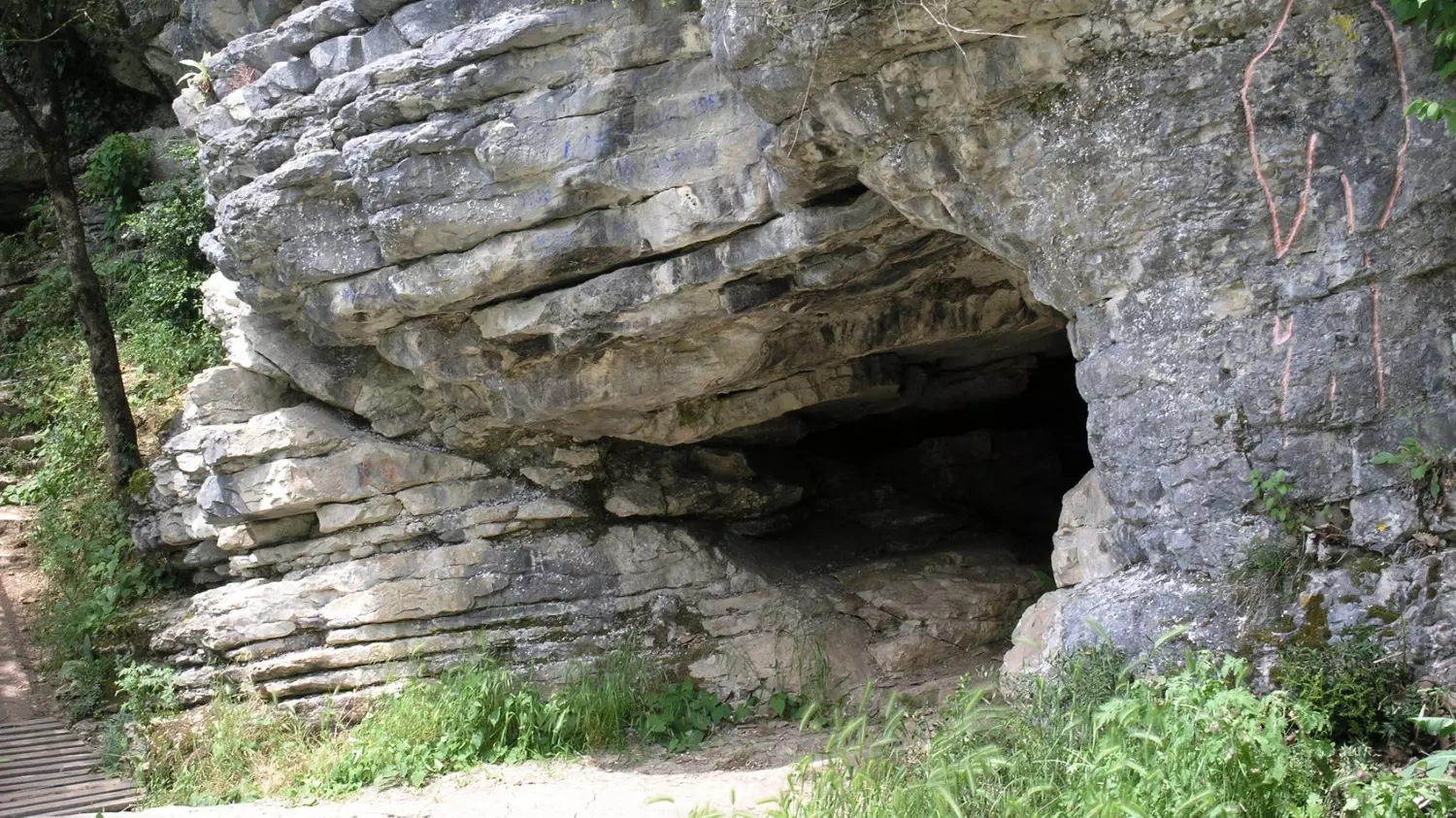 Ахштырская пещера в Сочи признана одной из самых значимых природных достопримечательностей в России