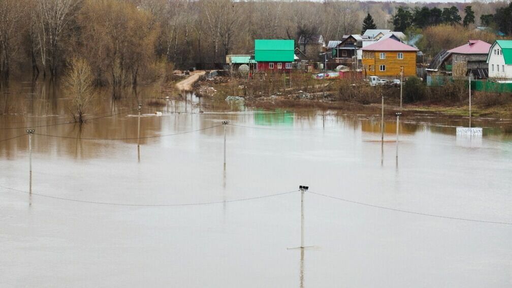 Несколько районов Ленинградской области затопило после ливней