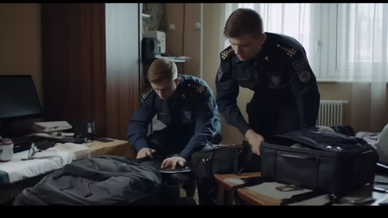 Полиция ищет подростка за съемки видео в школьном туалете в Петербурге