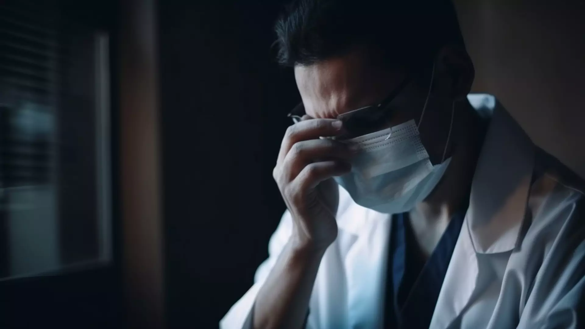 Врач рассказал о не совсем типичных симптомах гонконгского гриппа