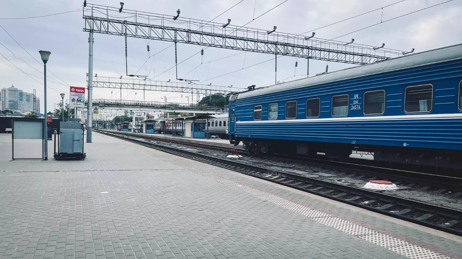 Добрать из Сочи в Абхазию можно на электричке или поезде